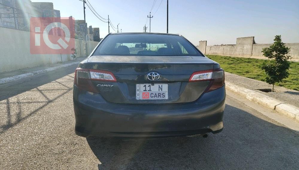 تۆیۆتا کامری